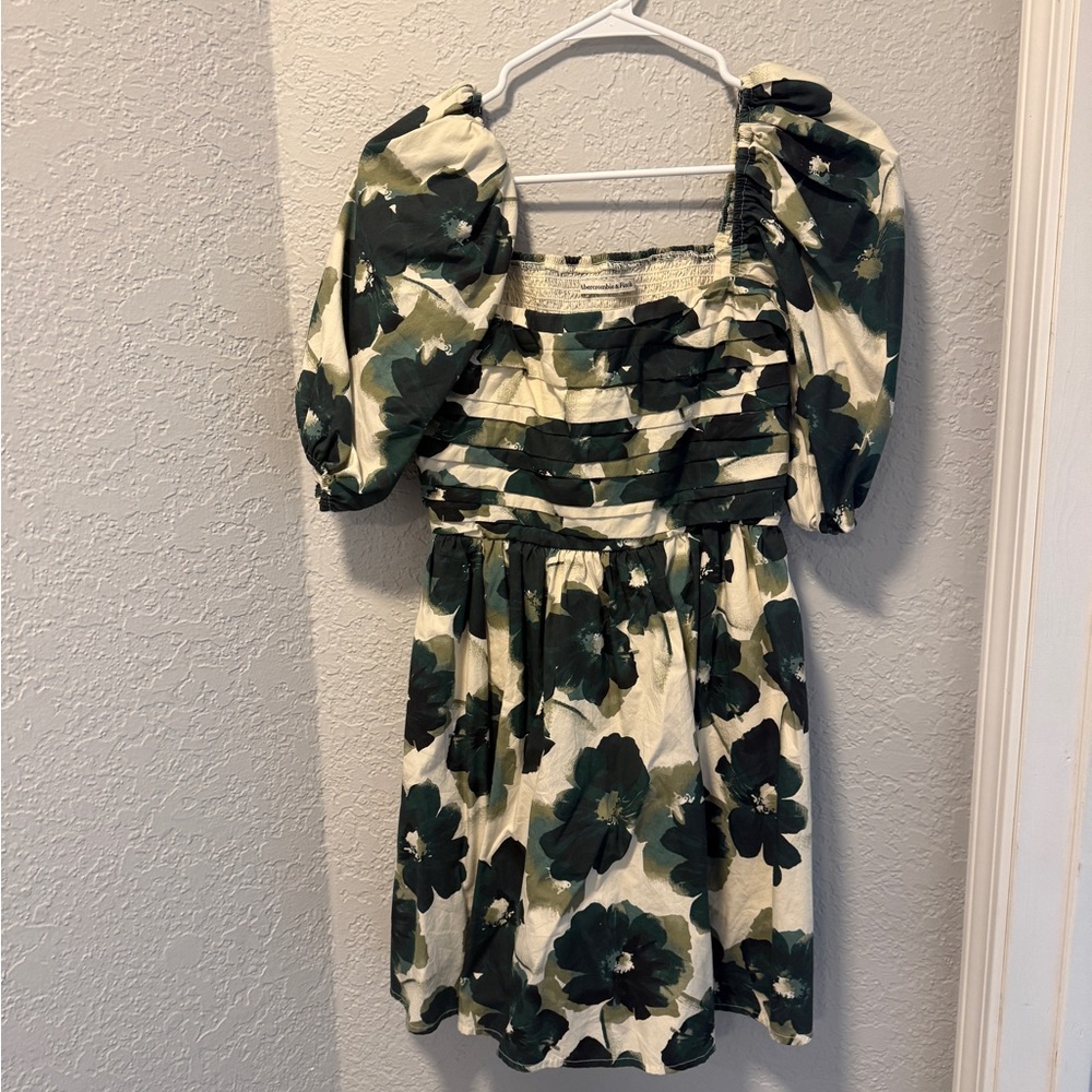 Abercrombie & Fitch Cream Mini Dress with Dark Green Floral Print